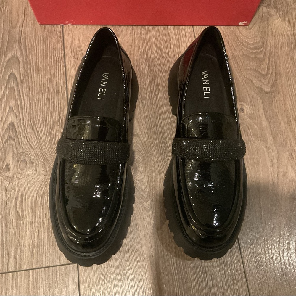 NEW Vaneli Zaya Naplak Loafer